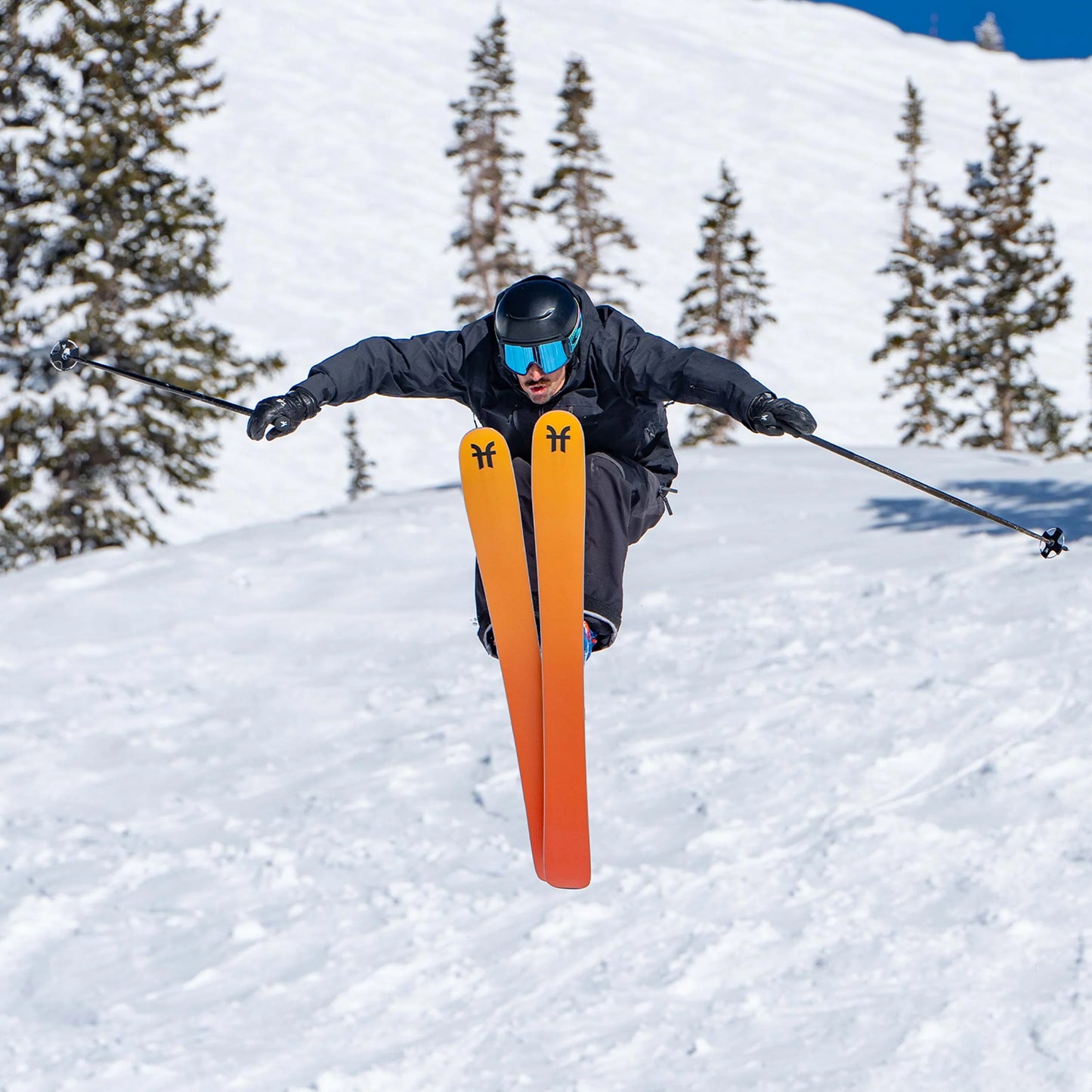 Faction-Skis-2526-Dancer-3-Orange-Lifestyle-1x1.webp
