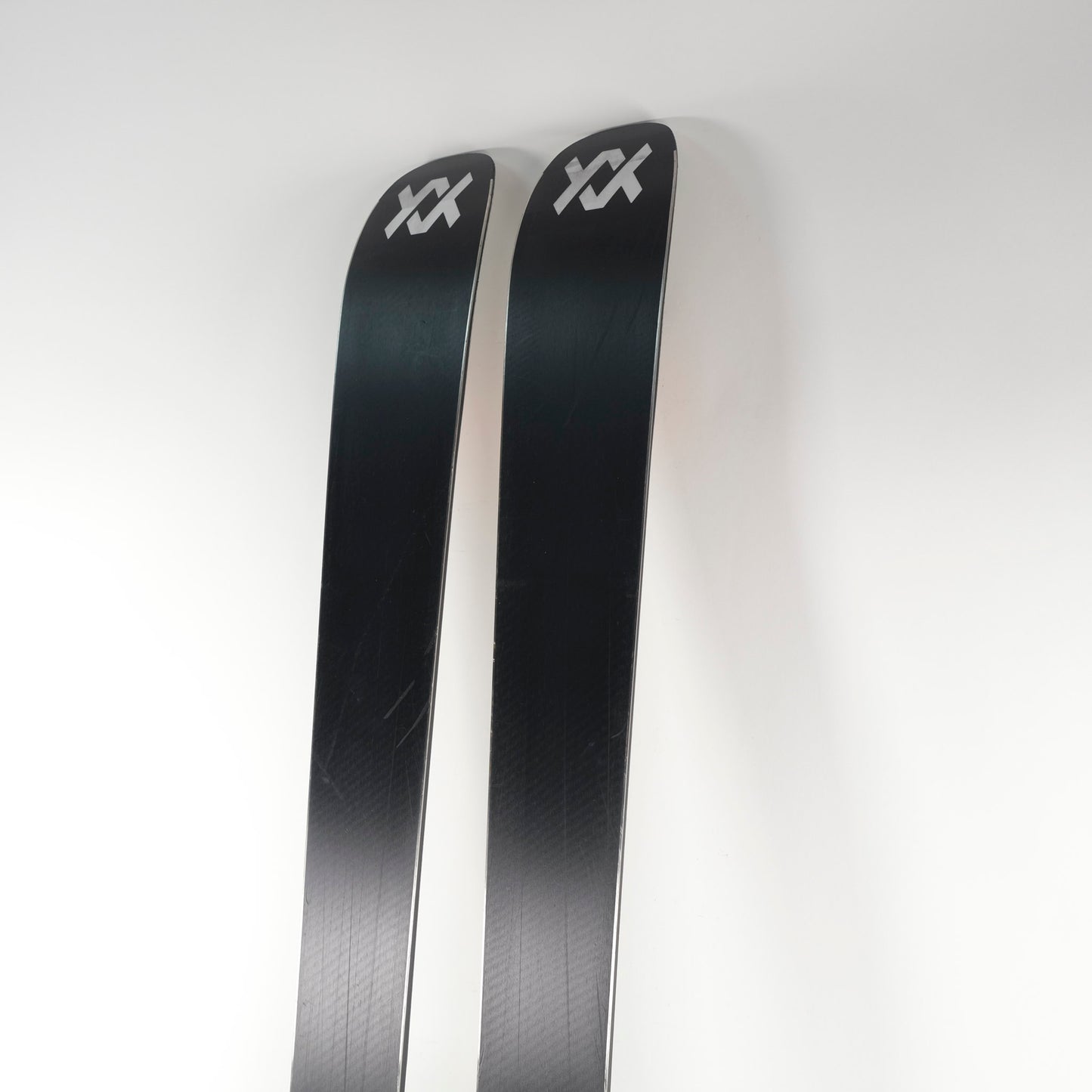 BTWO8477.jpg