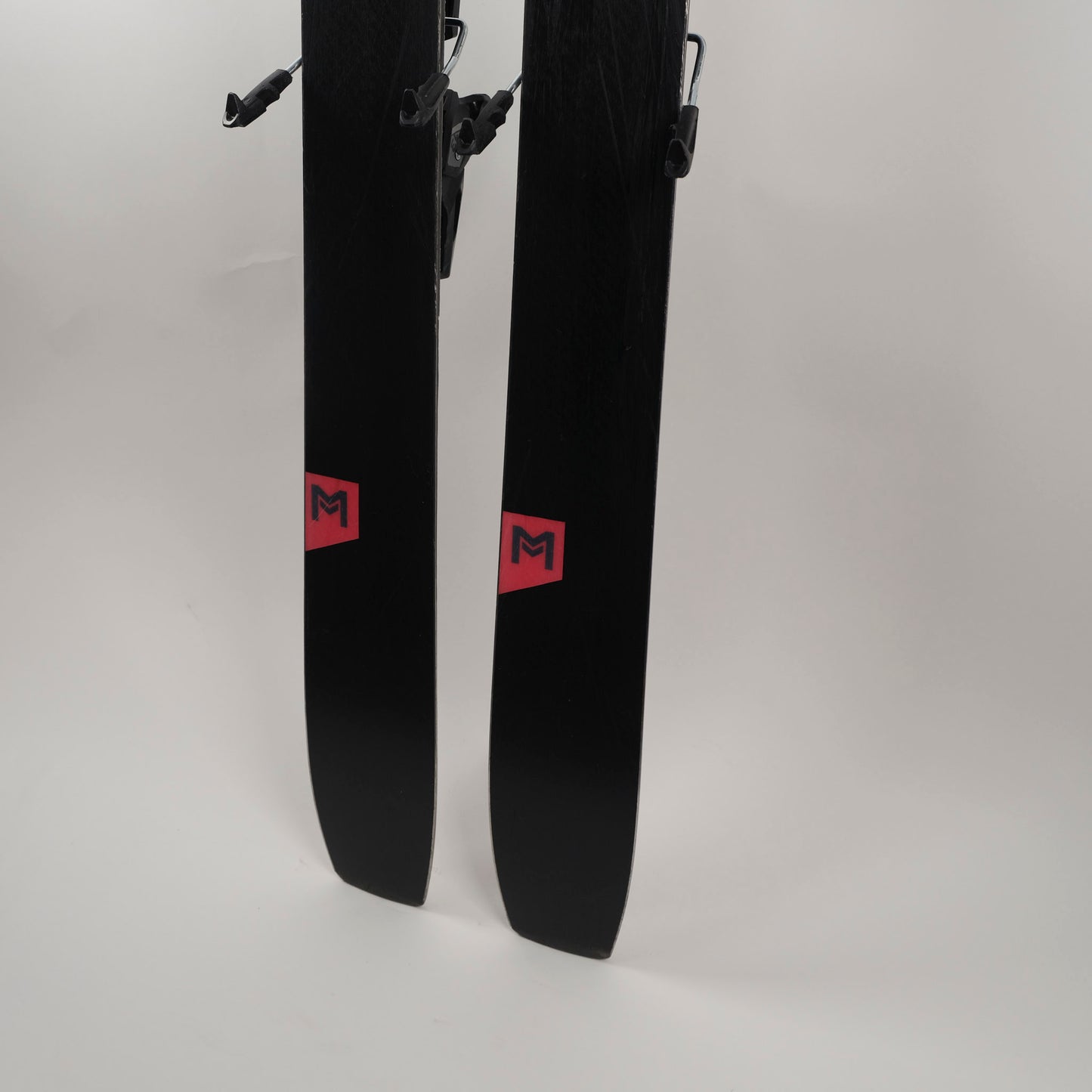 BTWO8004.jpg