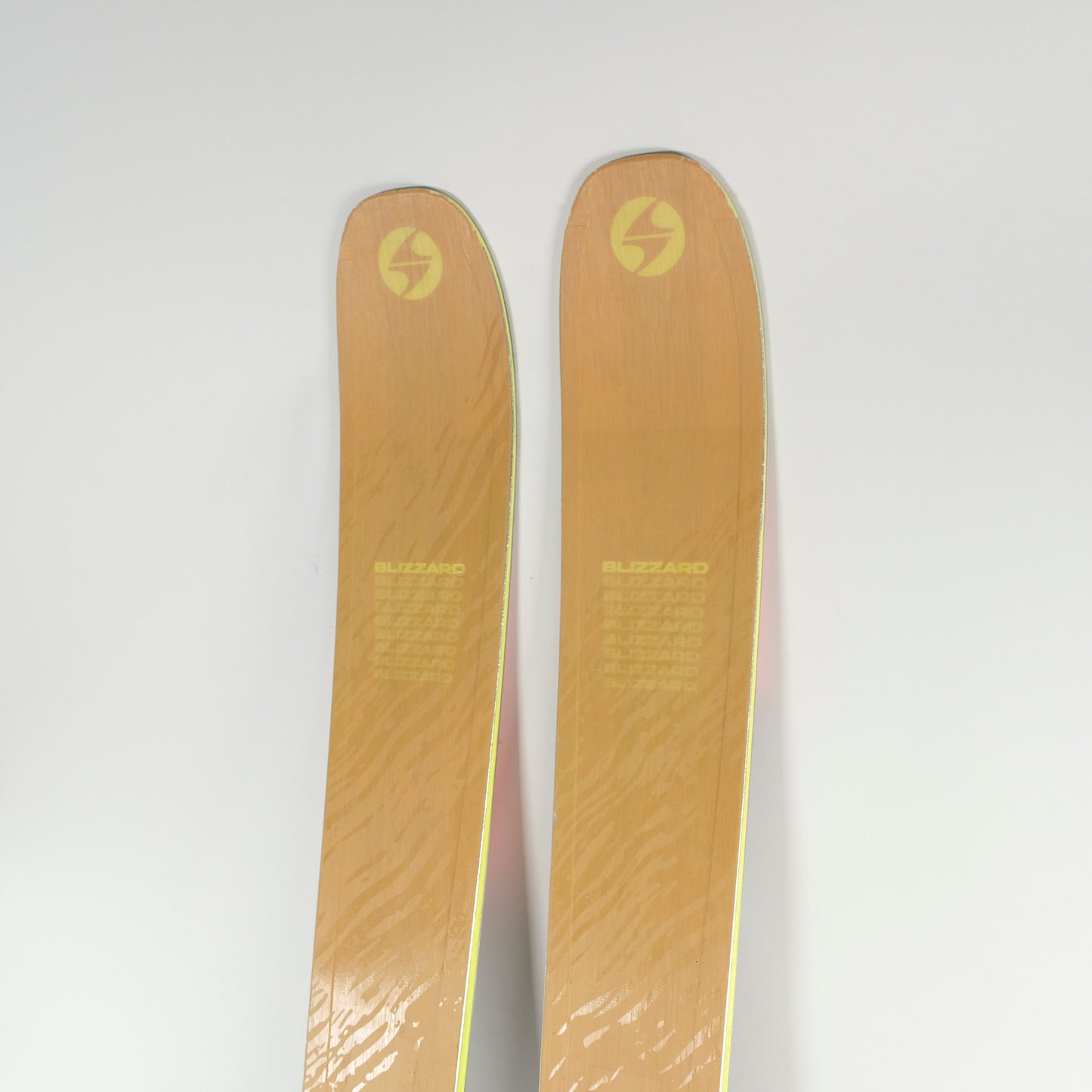 BTWO7646.jpg