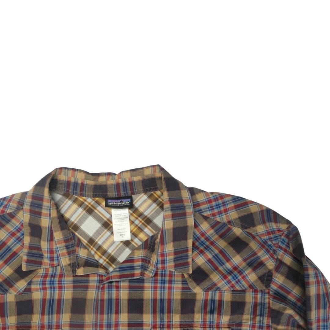 Patagonia Organic Cotton Button Up Shirt