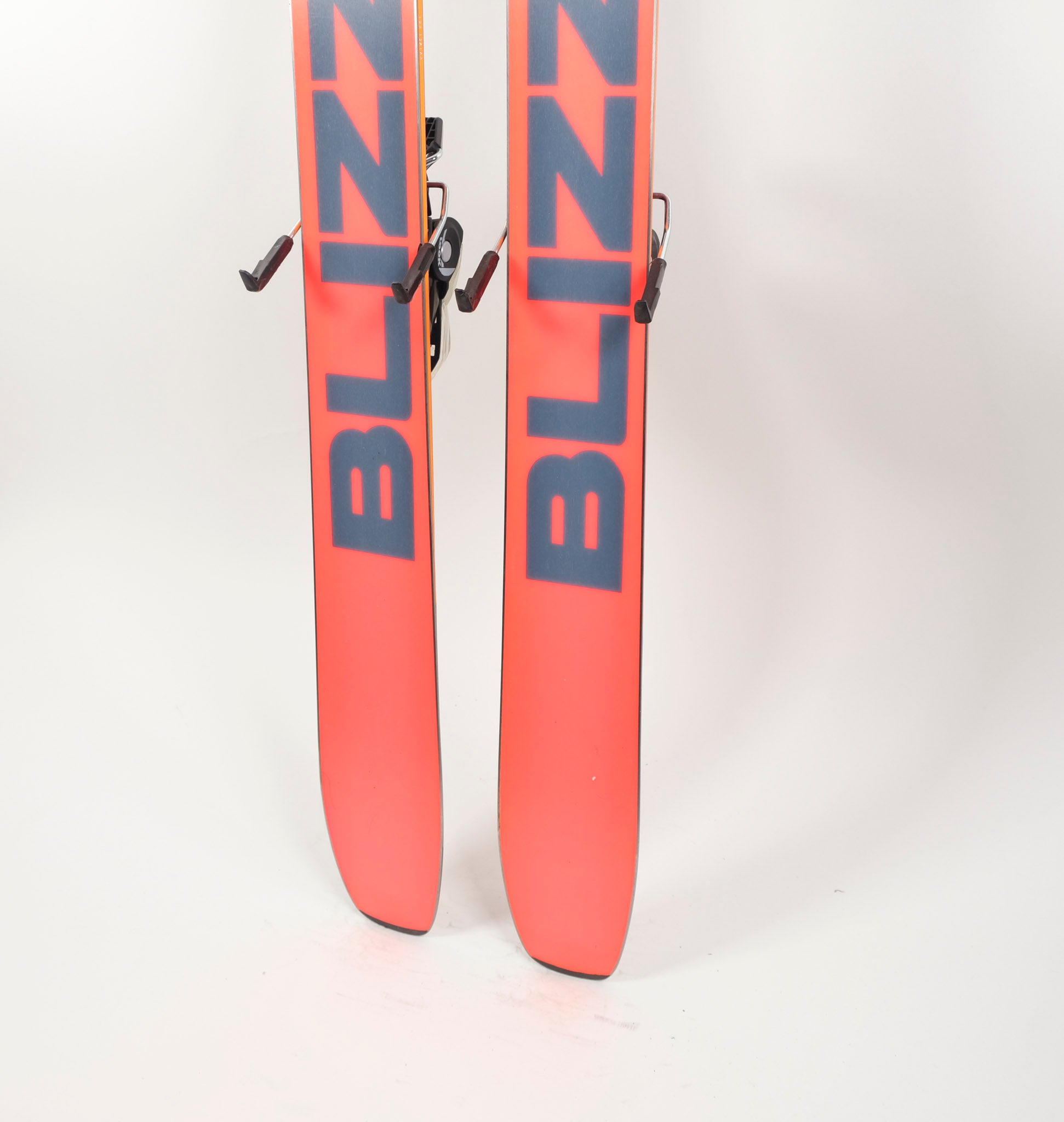 BTWO8524.jpg