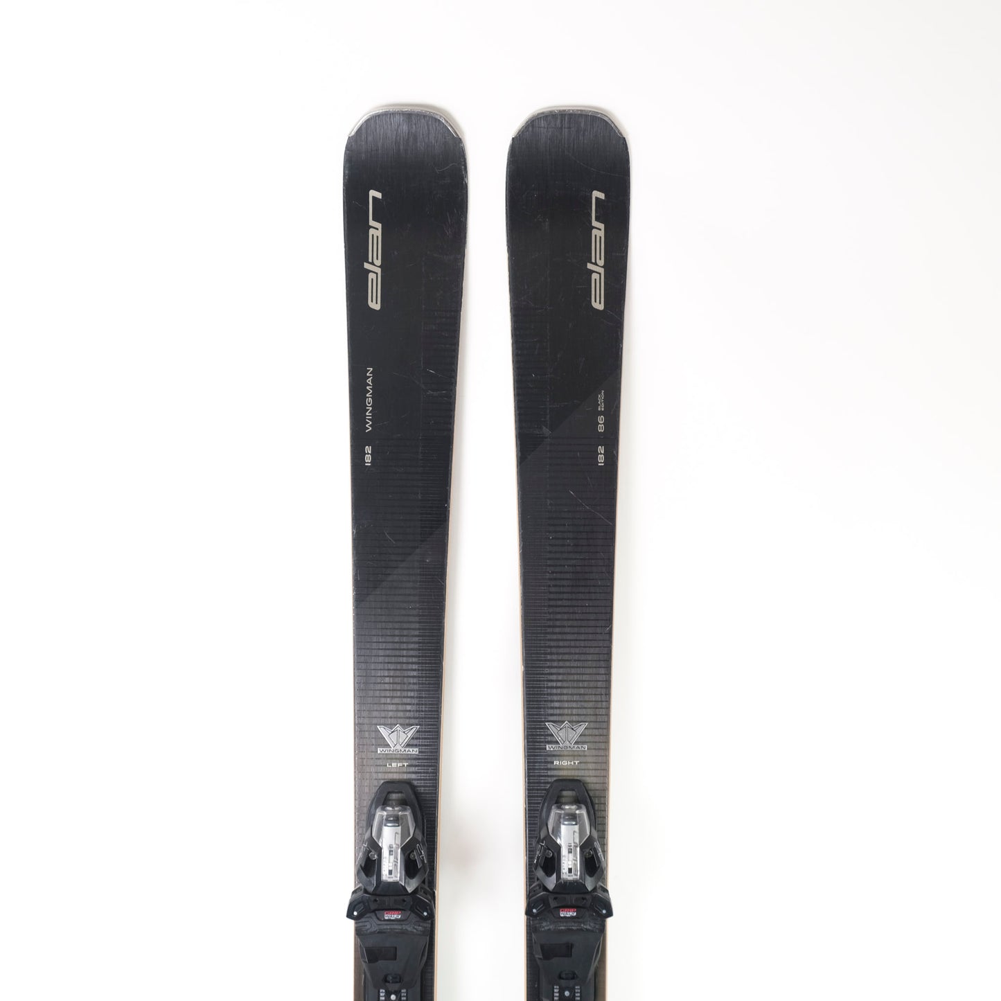 BTWO8640.jpg
