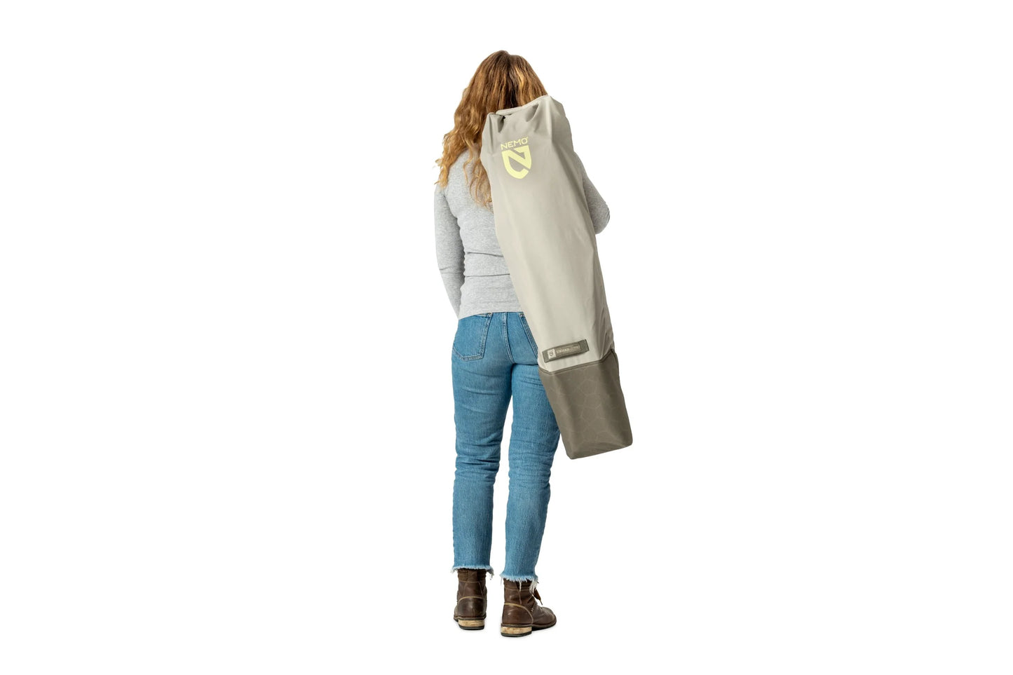 EVOX-SmokeyOlive_811666036261_Human-CarryCase-Back_1.webp