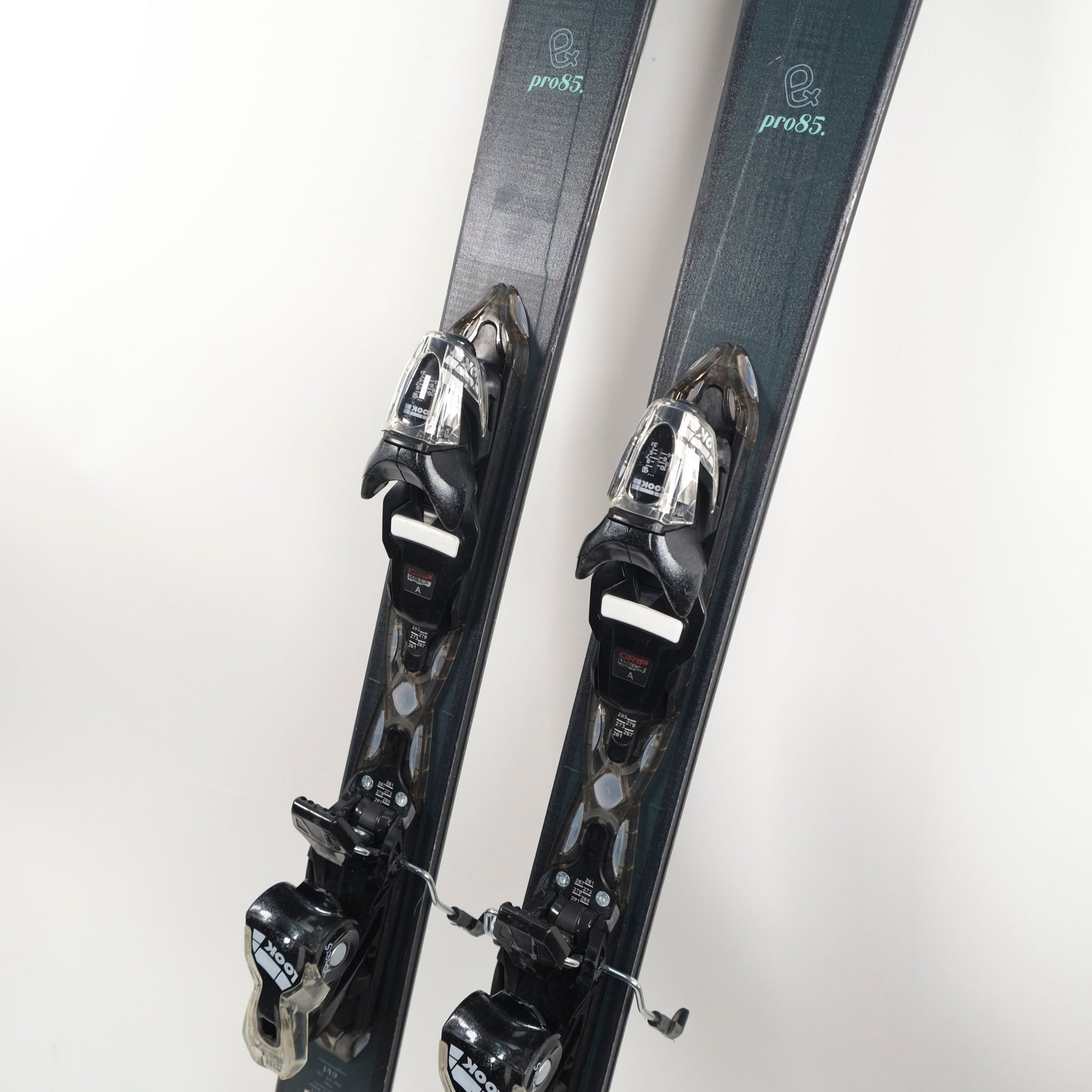 BTWO8509.jpg