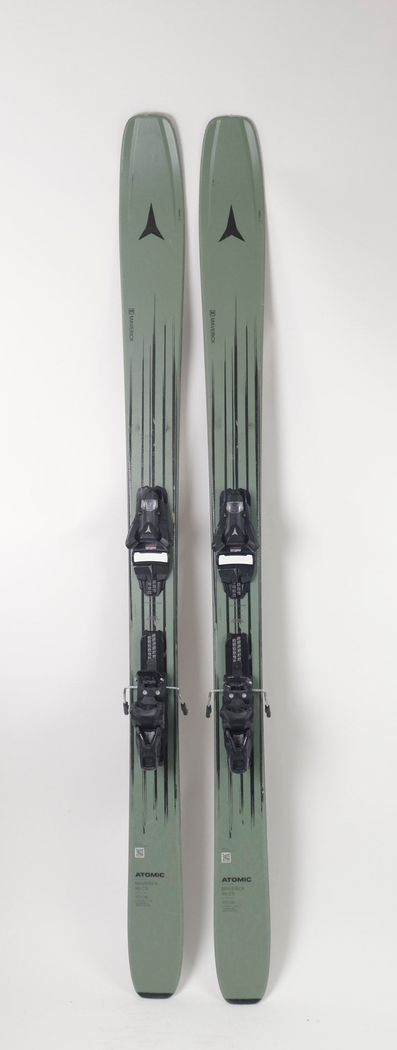 BTWO8877.jpg