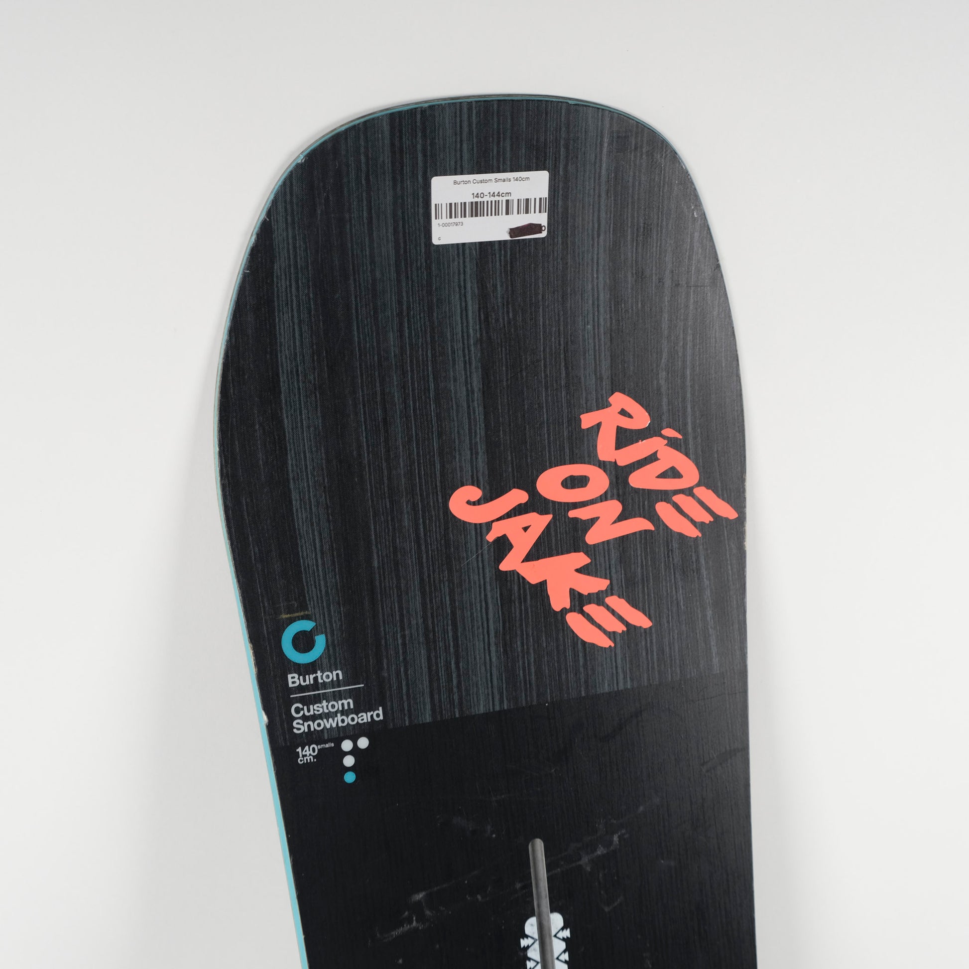 burton custom smalls snowboard 140cm Burton Custom Smalls, 140cm – Pando Refitters