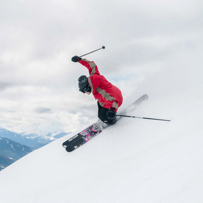 Faction-Skis-2526-Prodigy-3-Lifestyle2-1x1.webp