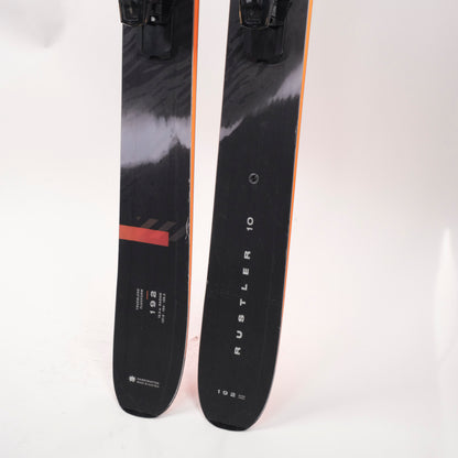 BTWO7912.jpg