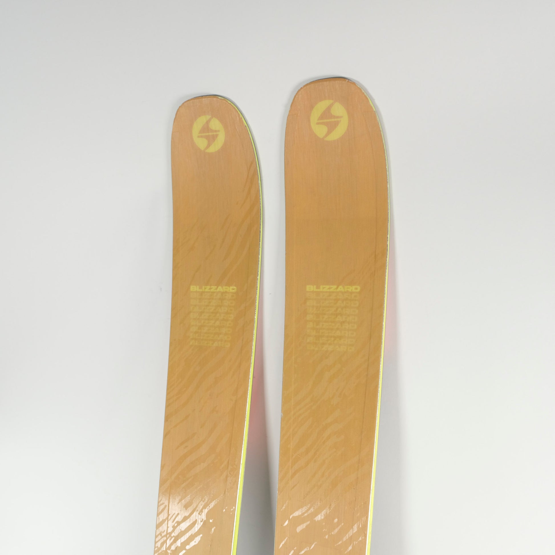 BTWO7646.jpg