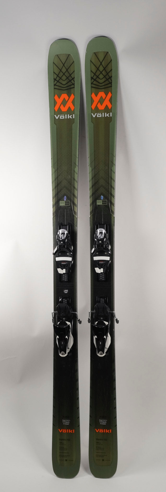 BTWO8005.jpg