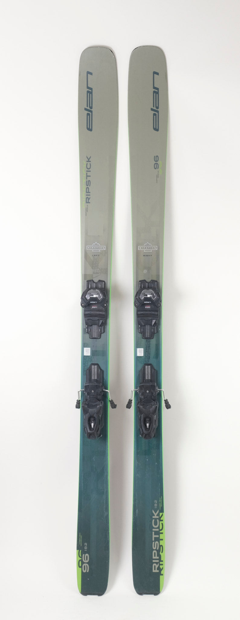 BTWO8725.jpg