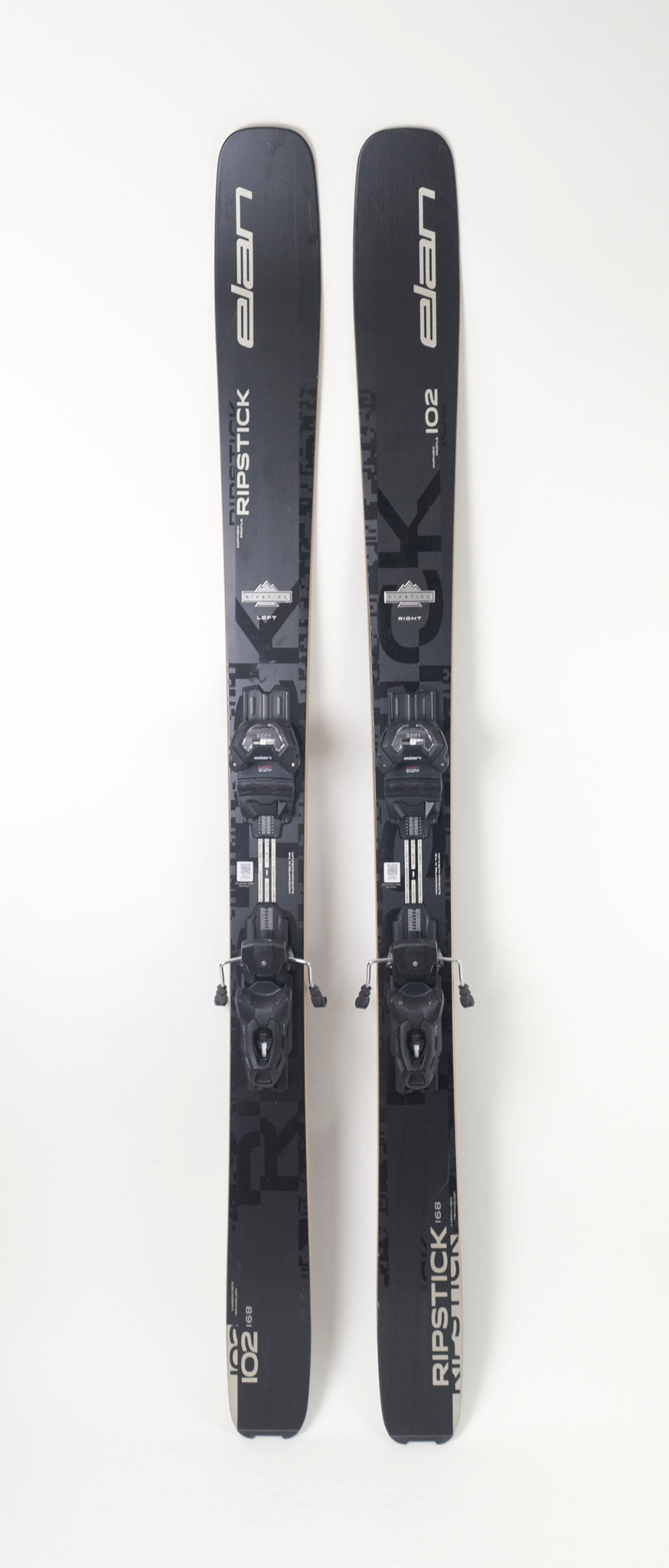 BTWO8714.jpg
