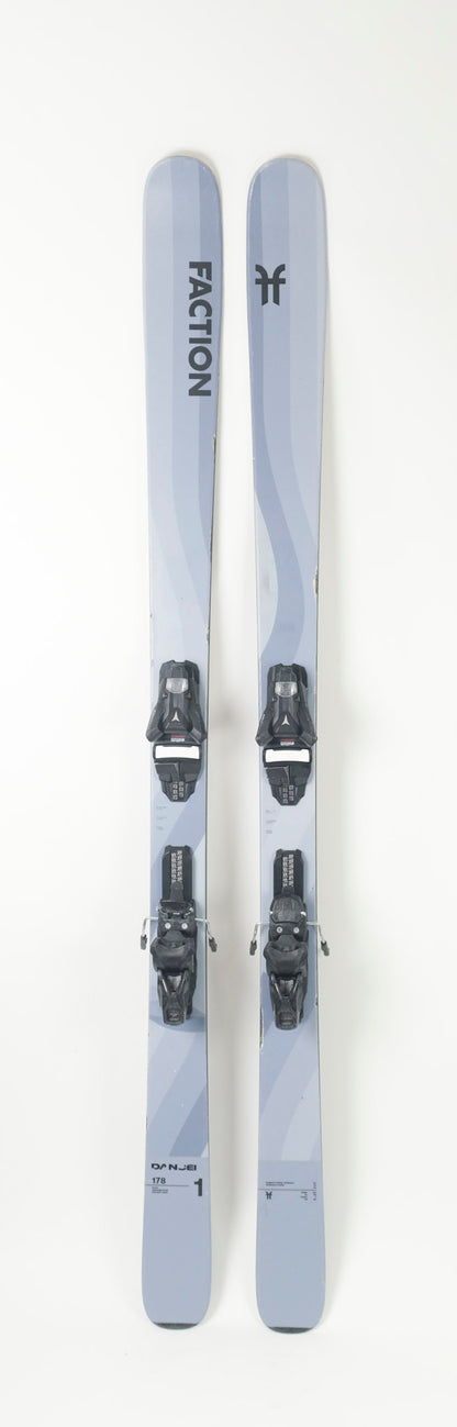 BTWO8411.jpg
