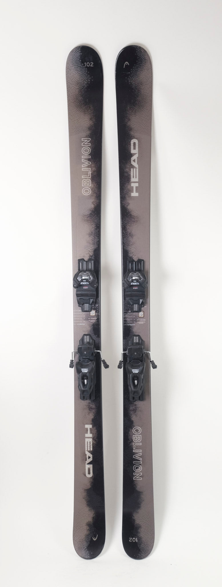 BTWO8866.jpg