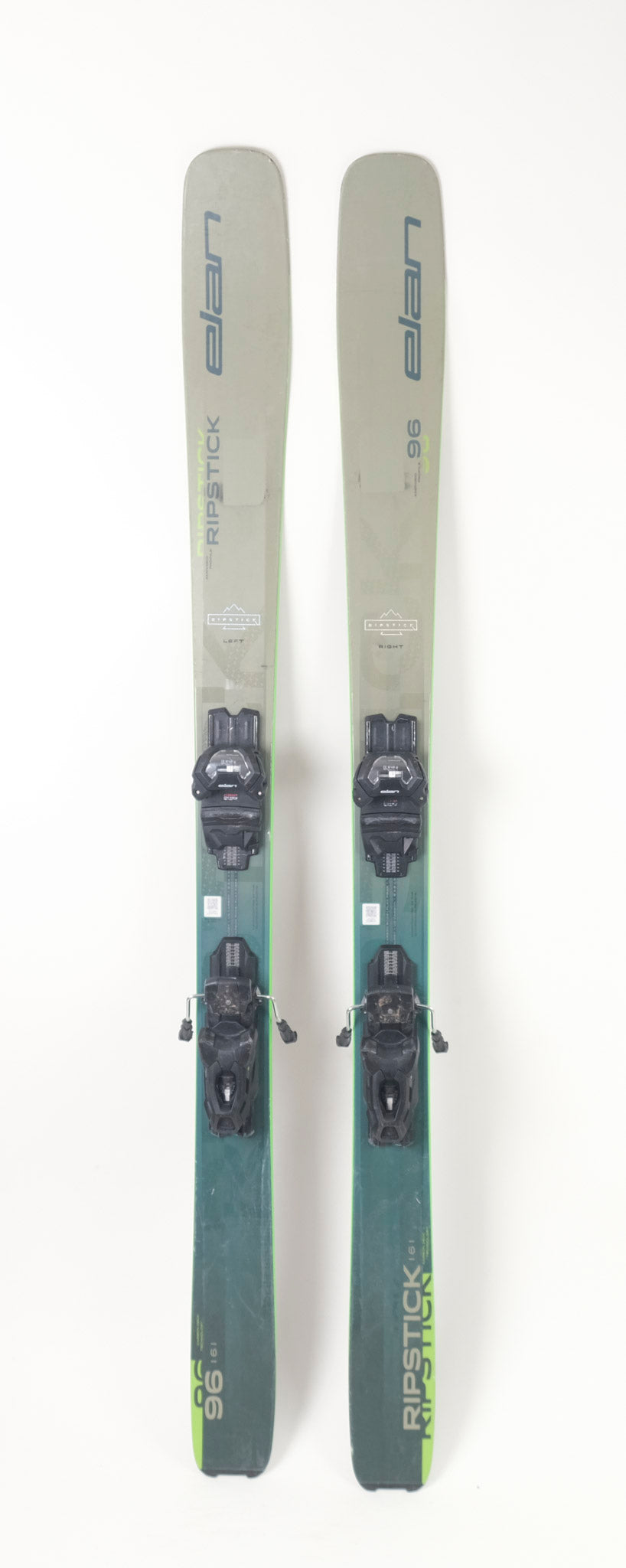 BTWO8765.jpg