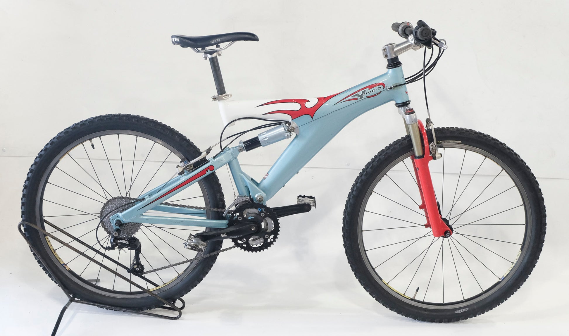Trek Y Five-0, 17
