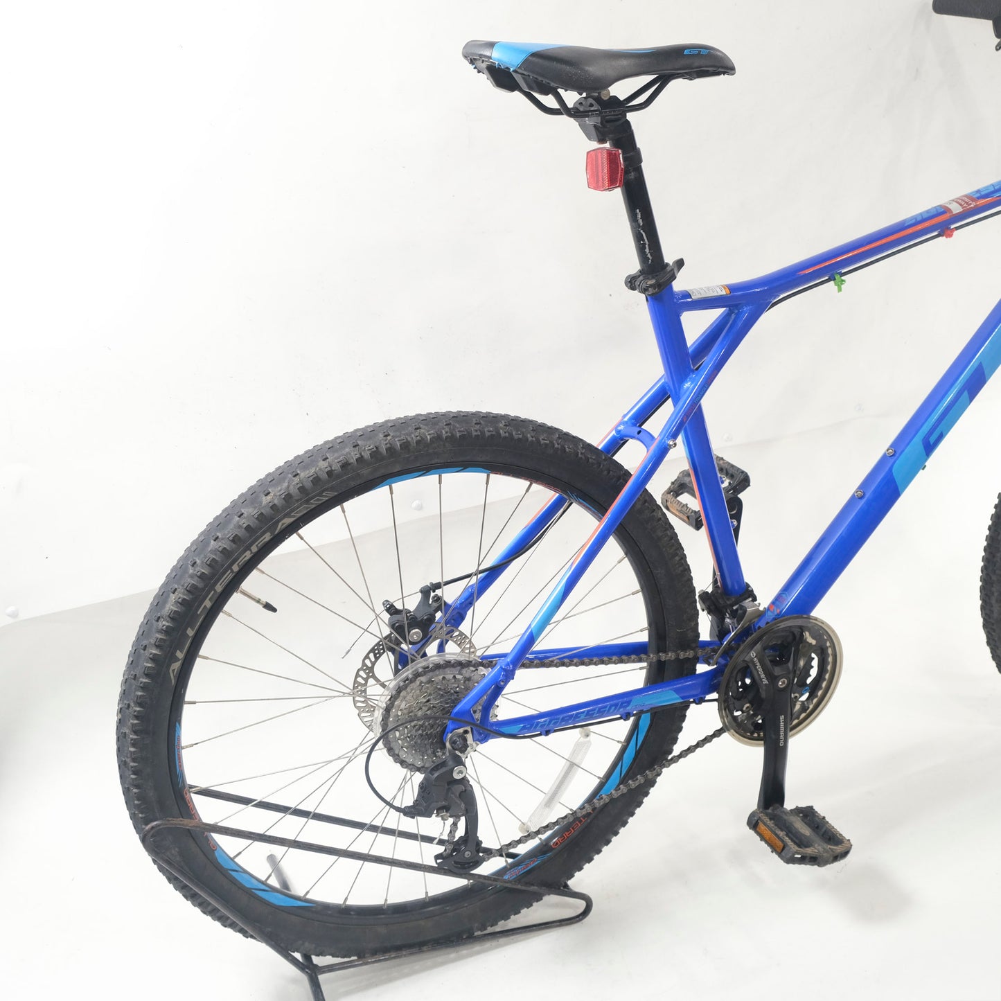 BTWO0906.jpg