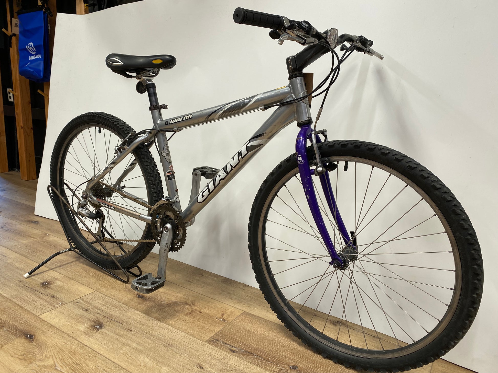 Giant rincon hybrid bike sale