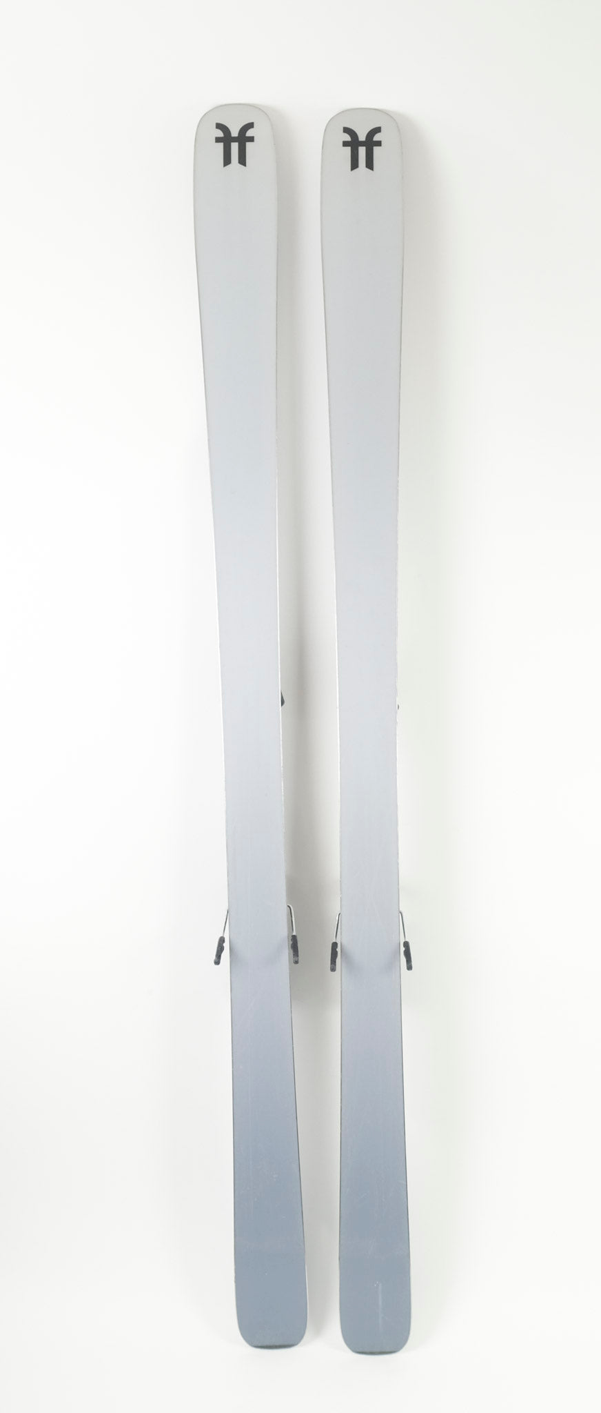 BTWO8270.jpg